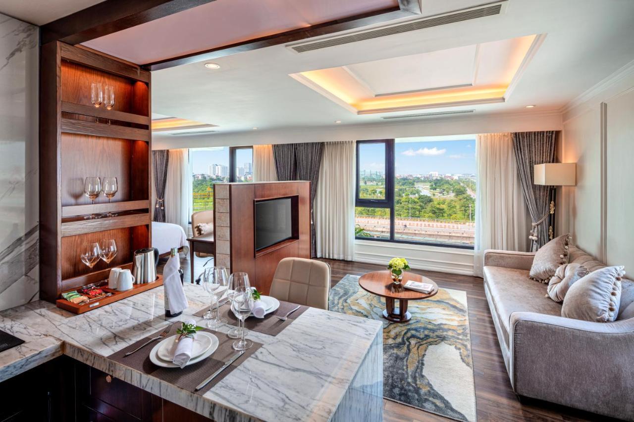 Ravatel Luxury Hotel Bac Giang Exterior foto